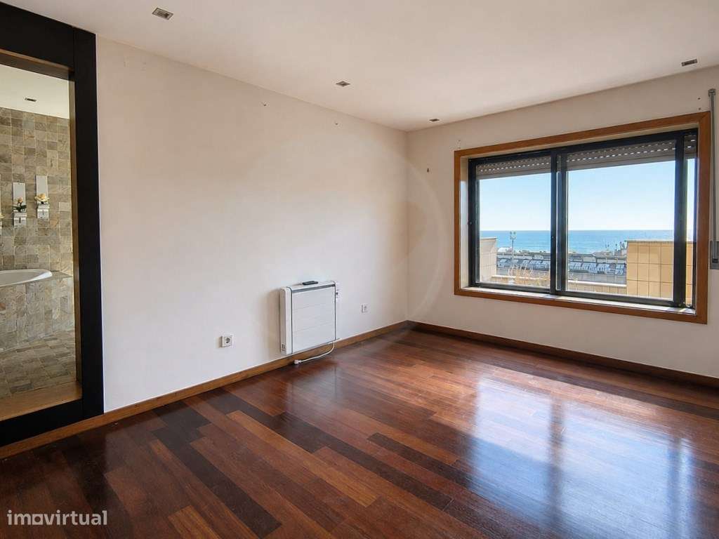 T3 Duplex com Terraço junto à Praia na Póvoa de Varzim-11