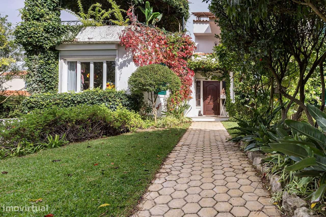 Moradia Isolada T6 com jardim, Castelo, Sesimbra - Grande imagem: 4/50