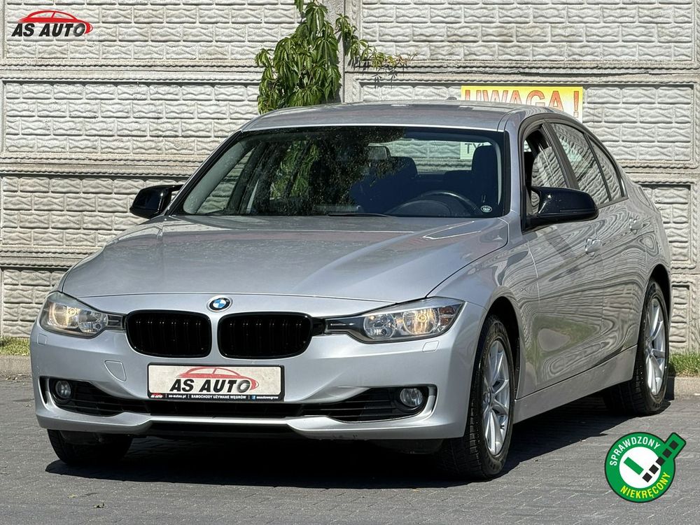 BMW 3 Series F30/F31 (2012-2020) 320i Sport Line 2013