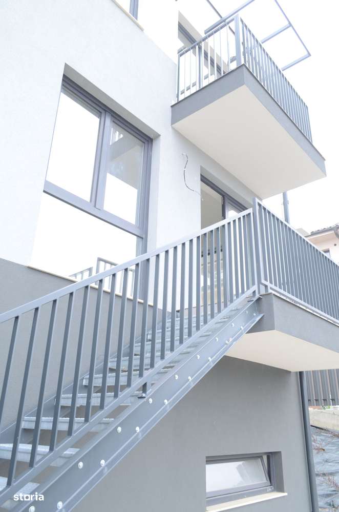 Casa cuplata (duplex) cu vedere panoramica in Dezmir-5