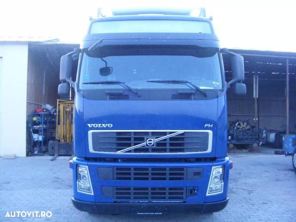 Dezmembrez Volvo FH FM 12 13 E5 - 1