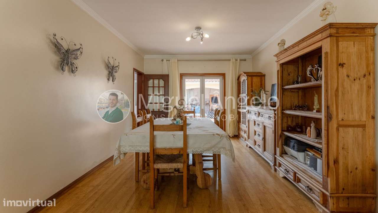 Moradia T3 com jardim, garagem e excelente espaço exterior na Torreira-12