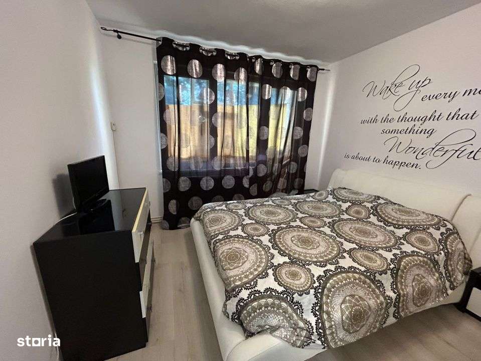 Apartament La Cheie, 3 camere Calea Galati, suprafata 65mp. - Imagine principală: 2/12
