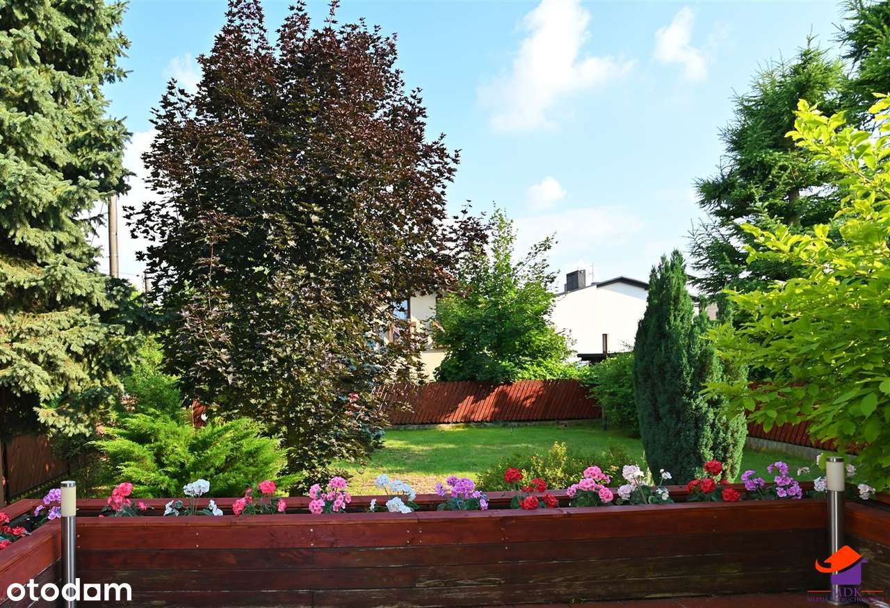 Wyjątkowy dom 280 m² z ogrodem - Piotrowice