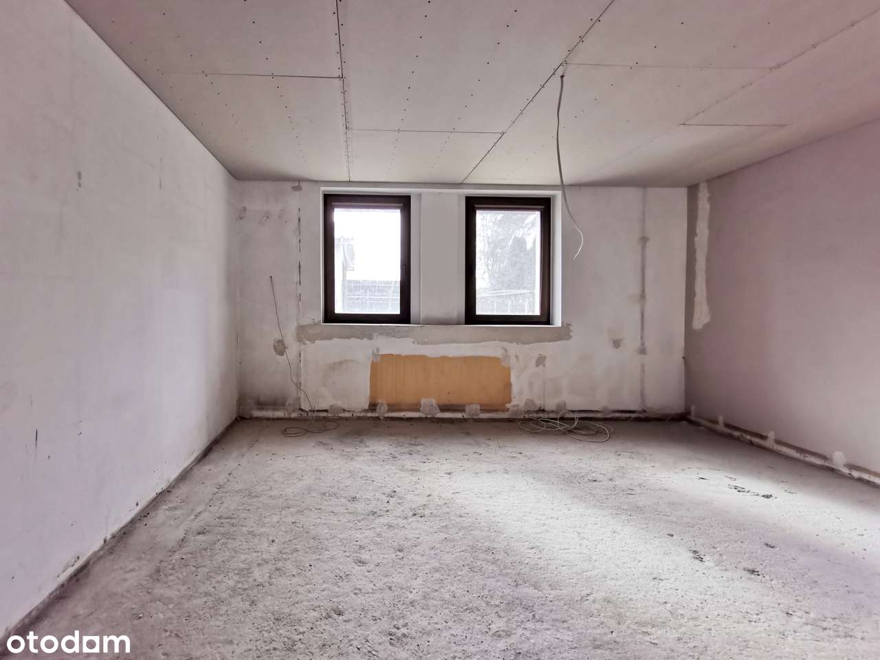 Dom z potencjałem do własnej aranżacji-8