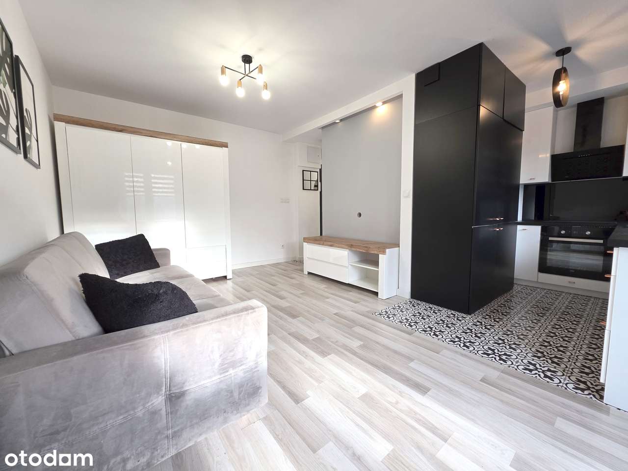 | Nowoczesne | Wyposażone | Po remoncie - Do wejścia | - Pełny obrazek: 4/11