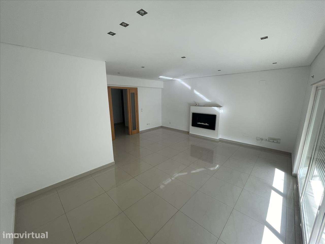 Apartamento em Montijo, Montijo - Grande imagem: 2/16