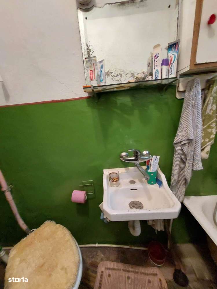 RAMDA,Casa de vanzare 3 camere S+P zona Rogerius teren 587-14