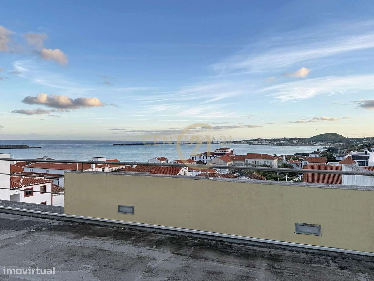 Moradia de Elevada Qualidade no Coração da Praia da Vitória – Vista Ba - Grande imagem: 4/42