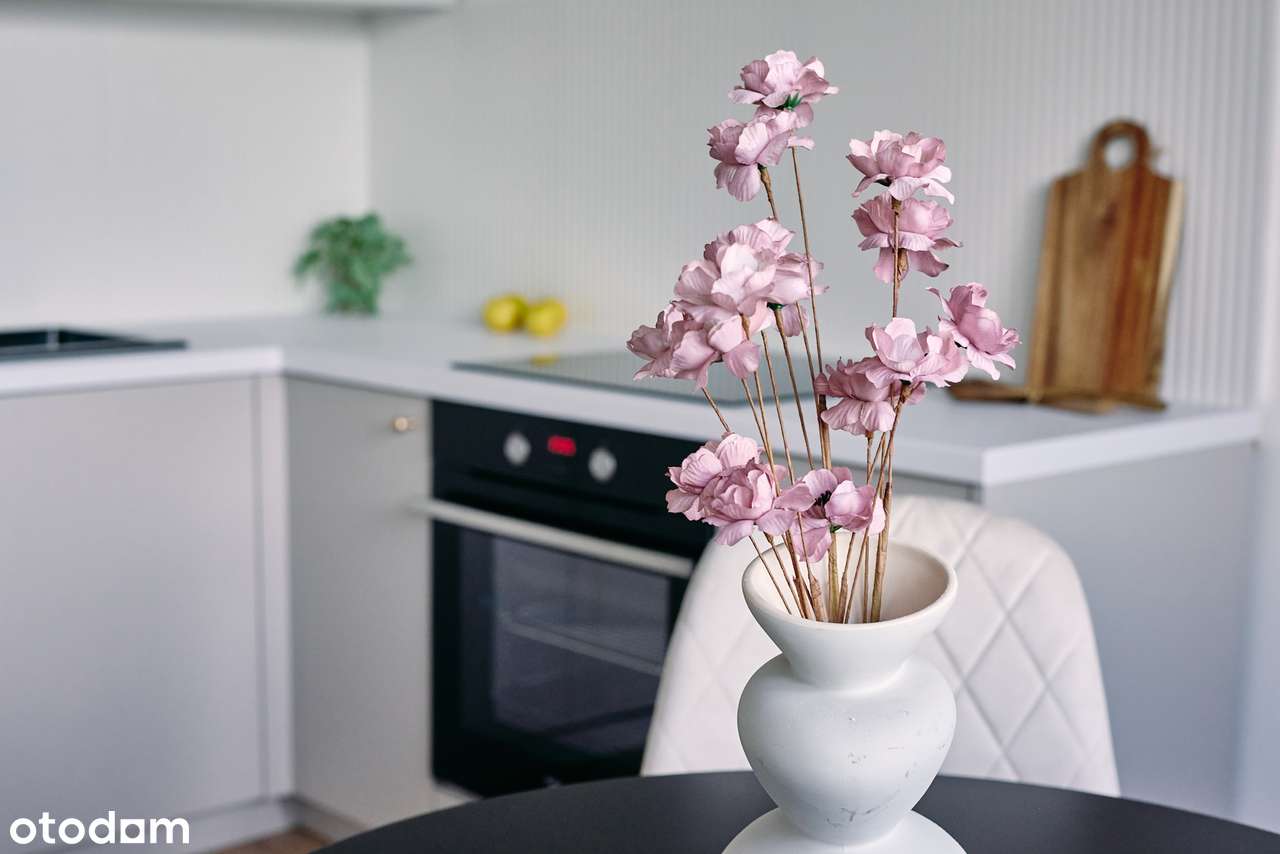 Mieszkanie 4-pokojowe PO GENERALNYM REMONCIE winda,  miejsce postojowe-9