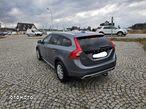 Volvo V60 Cross Country - 5