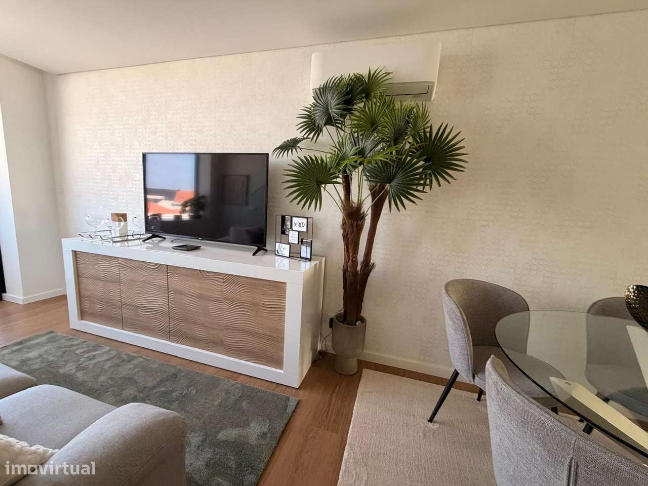 Apartamento T2 Duplex Mobilado na Av. Dr. Lourenço Peixinho-8