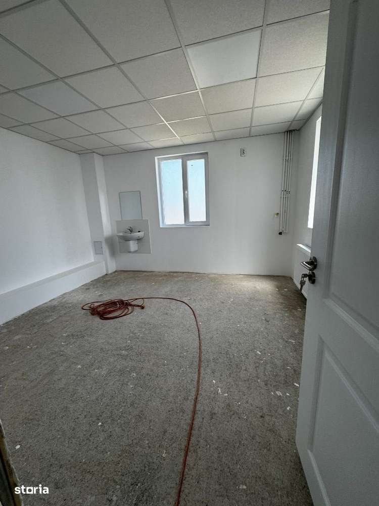 Spatiu Comercial Mioveni, Spital Racovita, pretabil Cabinet, birou - Imagine principală: 3/8
