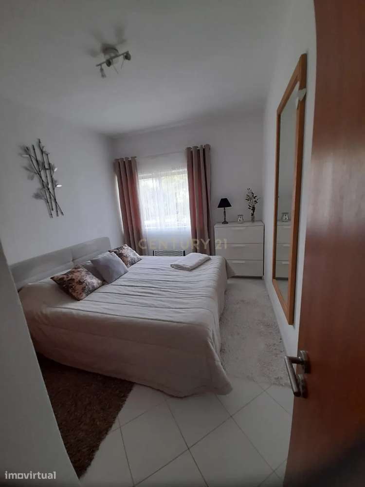 Apartamento T2 na Urbanização Colinas do Sol – Vilamoura - PERTO DO PI - Grande imagem: 5/8
