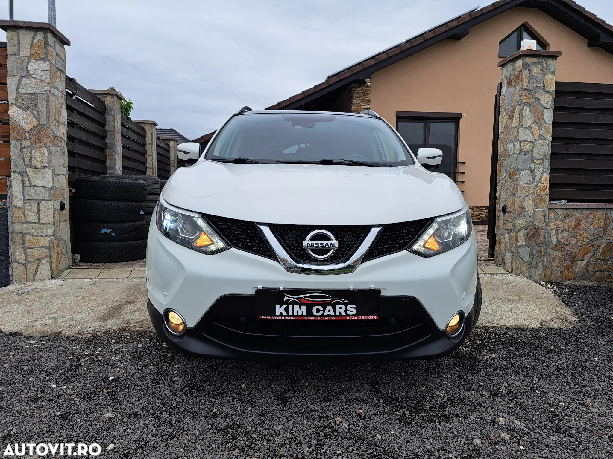 Nissan Qashqai 1.5 DCI Start/Stop Tekna - 2