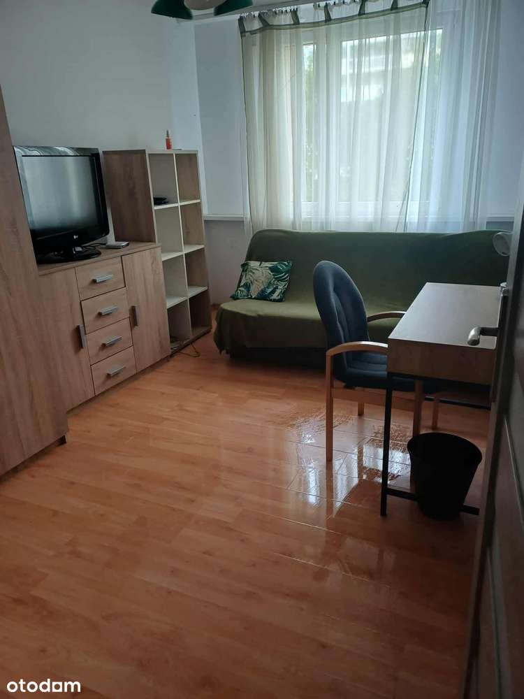 Student/ studentka -Bezpieczna okolica, sprawdzeni wspólokatorzy.