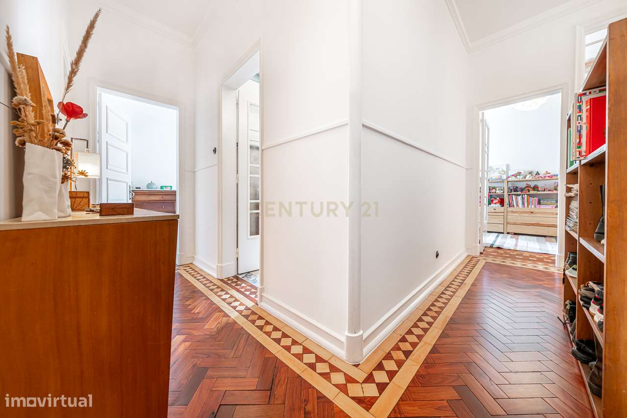 Excelente imóvel de luxo em lisboa de tipologia T6, na Avenida Almiran - Grande imagem: 4/33