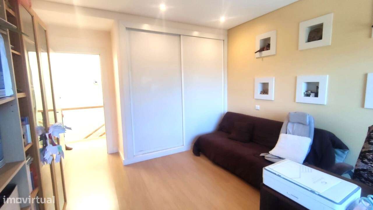 Moradia em Banda Sanguedo-30