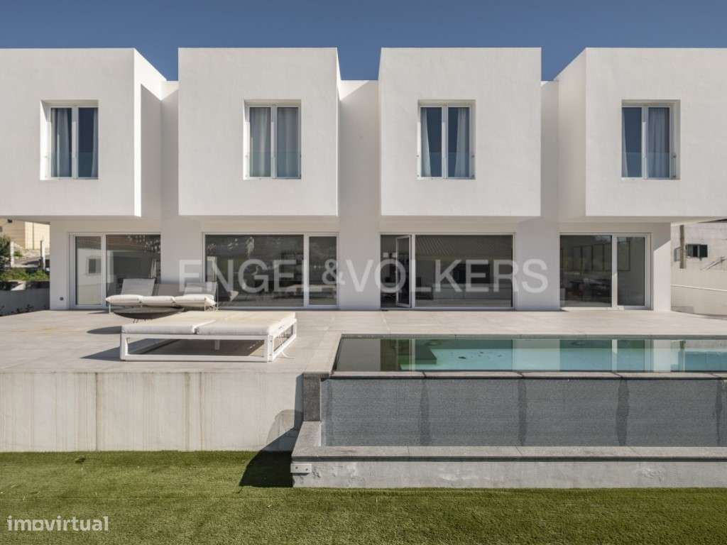 Moradia Comtemporânea T4 com Piscina - Pinheiro de Loures, Lisboa - Grande imagem: 4/39