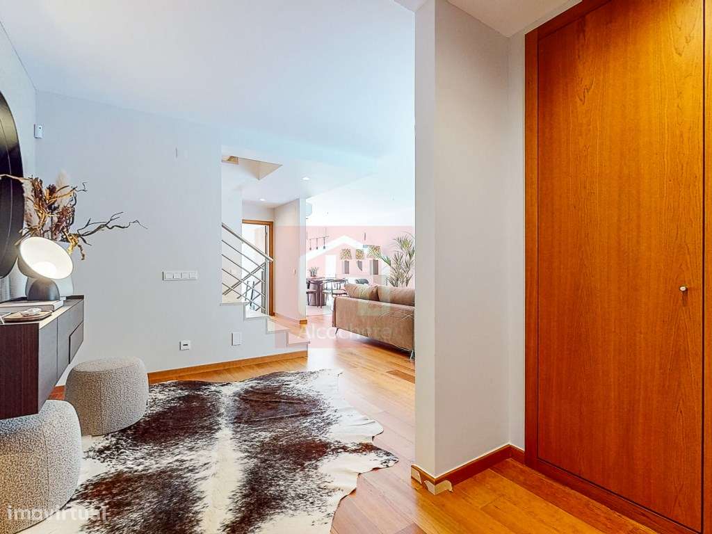 Moradia T4 geminada + Rooftoop em Alcochete-20