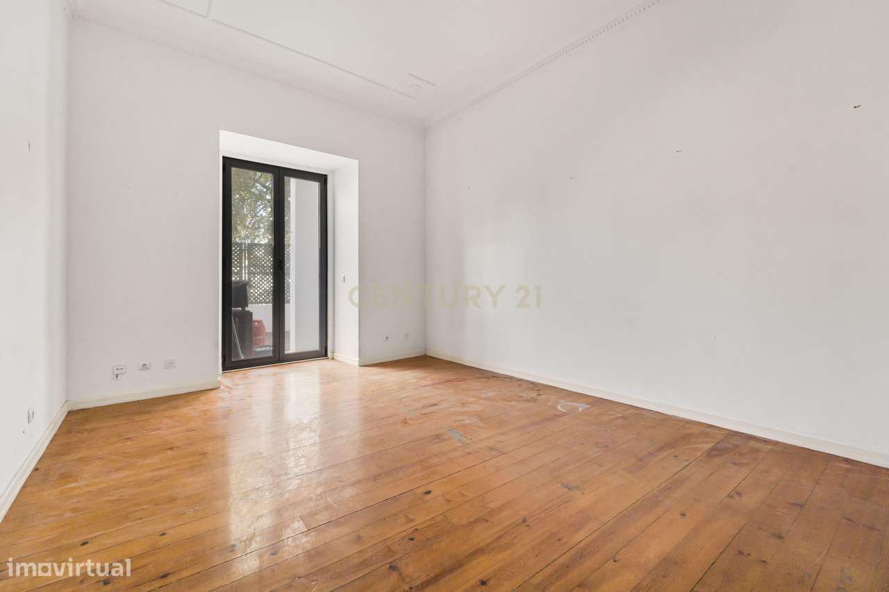 Apartamento T4 | Terraço | Av. Novas-10