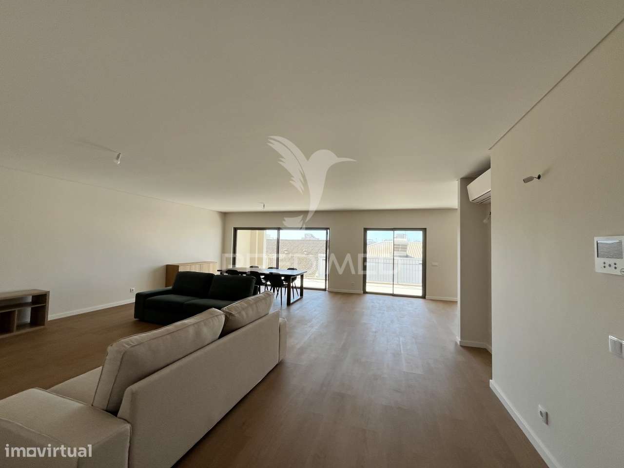 Apartamento T3 Exclusivo na Prestigiada Baixa de Olhão - Grande imagem: 5/22