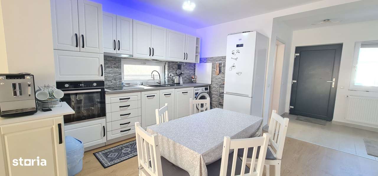 Casa 4 camere mobilata si utilata in Cartier Izvor Tarlungeni Brasov-0