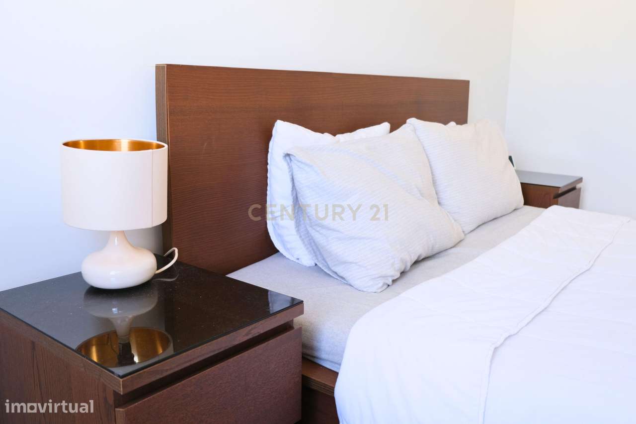 Apartamento em Paço de Arcos (remodelado, cozinha equipada) - Grande imagem: 2/41