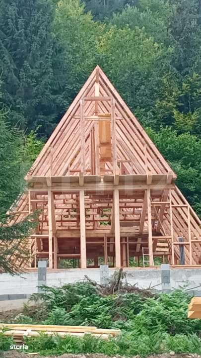 Doua cabane tip A, de vanzare, cu priveliste panoramica spre lac - Imagine principală: 4/4