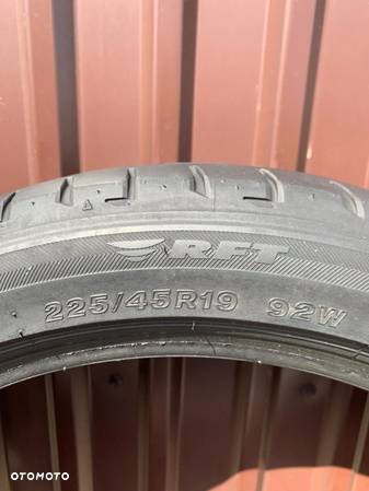 4 OPONY LETNIE BRIDGESTONE 225/45/19  92W - 8