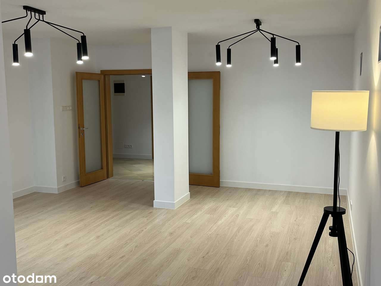 Excellent 3-bedrooms apartment unfurnished with parking in City Center - Pełny obrazek: 4/18