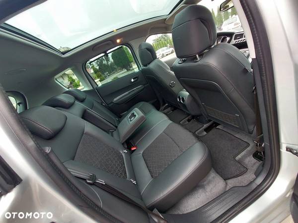 Peugeot 3008 PureTech 130 Stop & Start Allure - 22