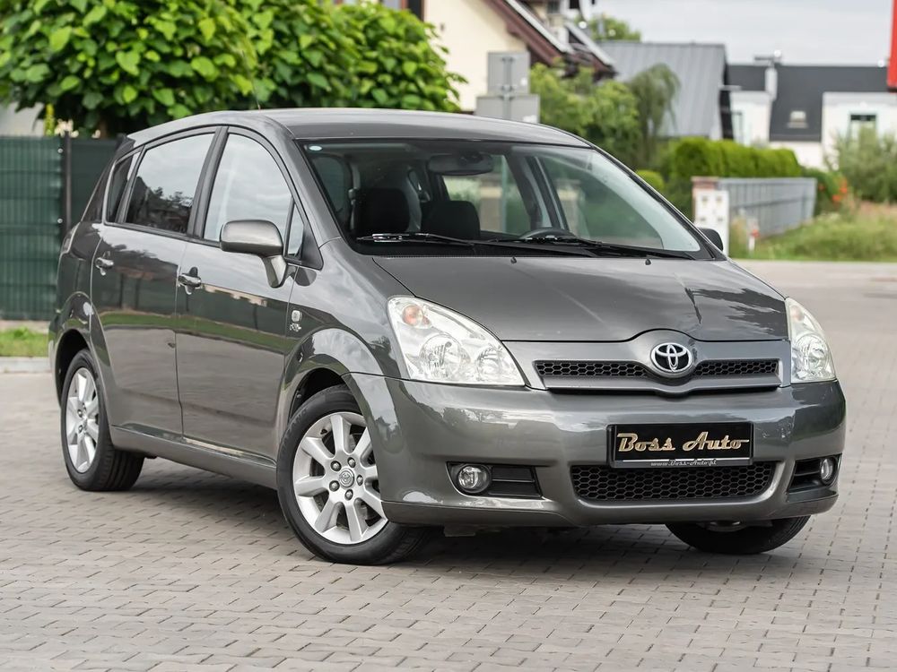 Toyota Corolla Verso 2.0 D-4D 2005
