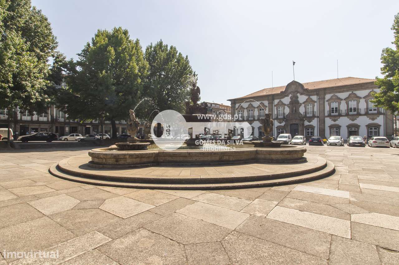 T0 Equipado e Mobilado no Centro de Braga-25