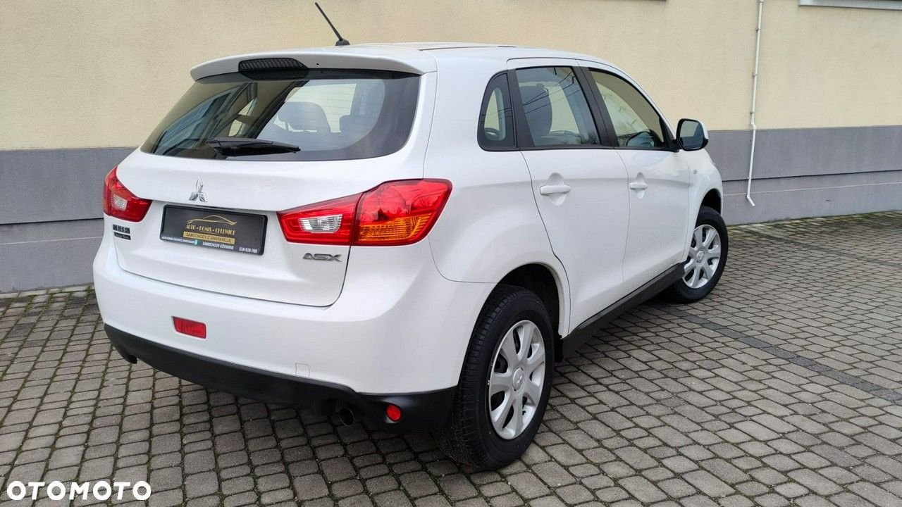 Mitsubishi ASX - 3