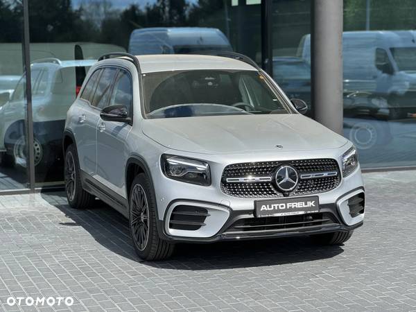 Mercedes-Benz GLB 200 mHEV AMG Line 7G-DCT - 6