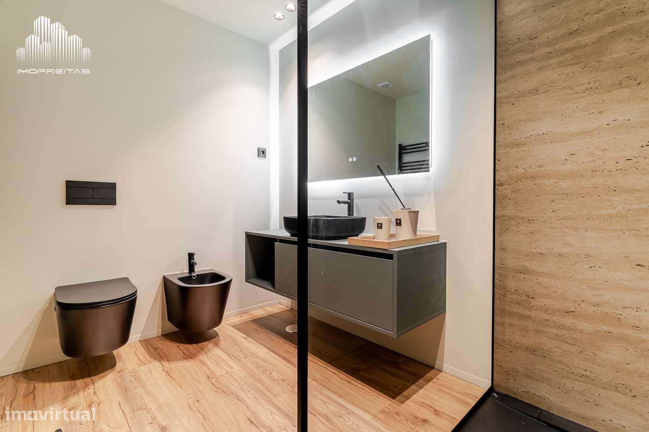 Apartamento T2 disponível para venda virado a Nascente!-11