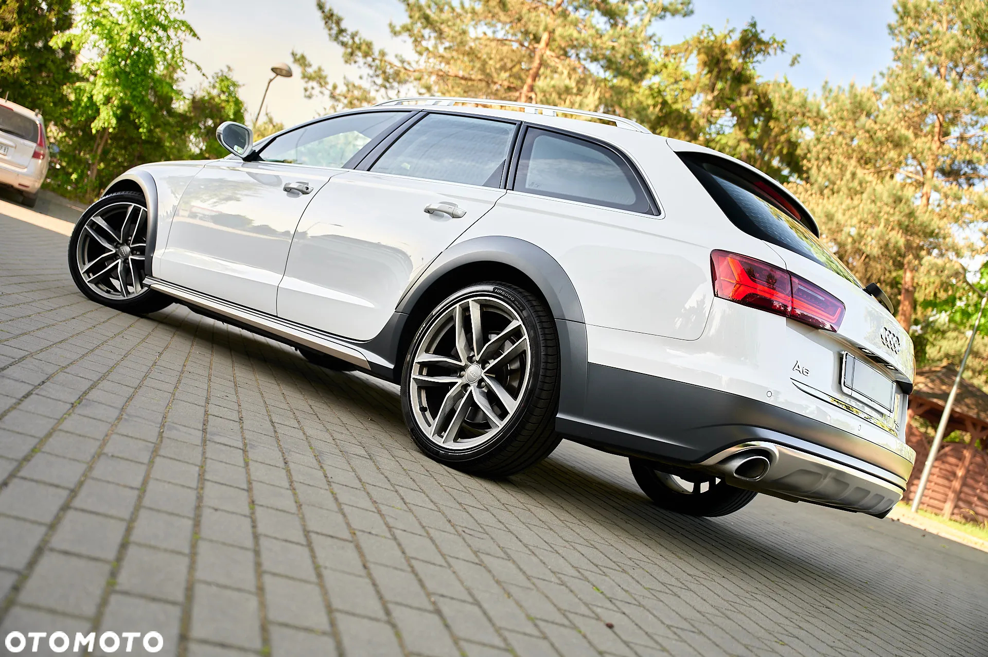 Audi A6 Avant 3.0 TDI quattro S tronic - 4