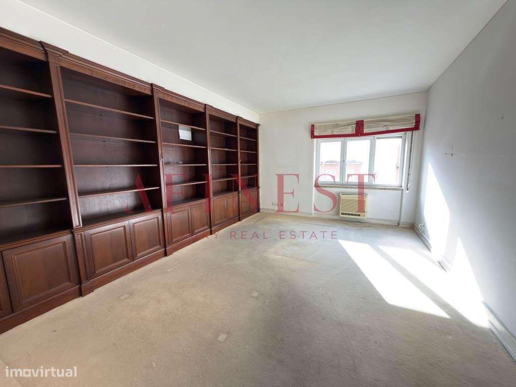 ESCRITÓRIOS 543 m2 NA AVENIDA ANTÓNIO AUGUSTO AGUIAR - Grande imagem: 3/8