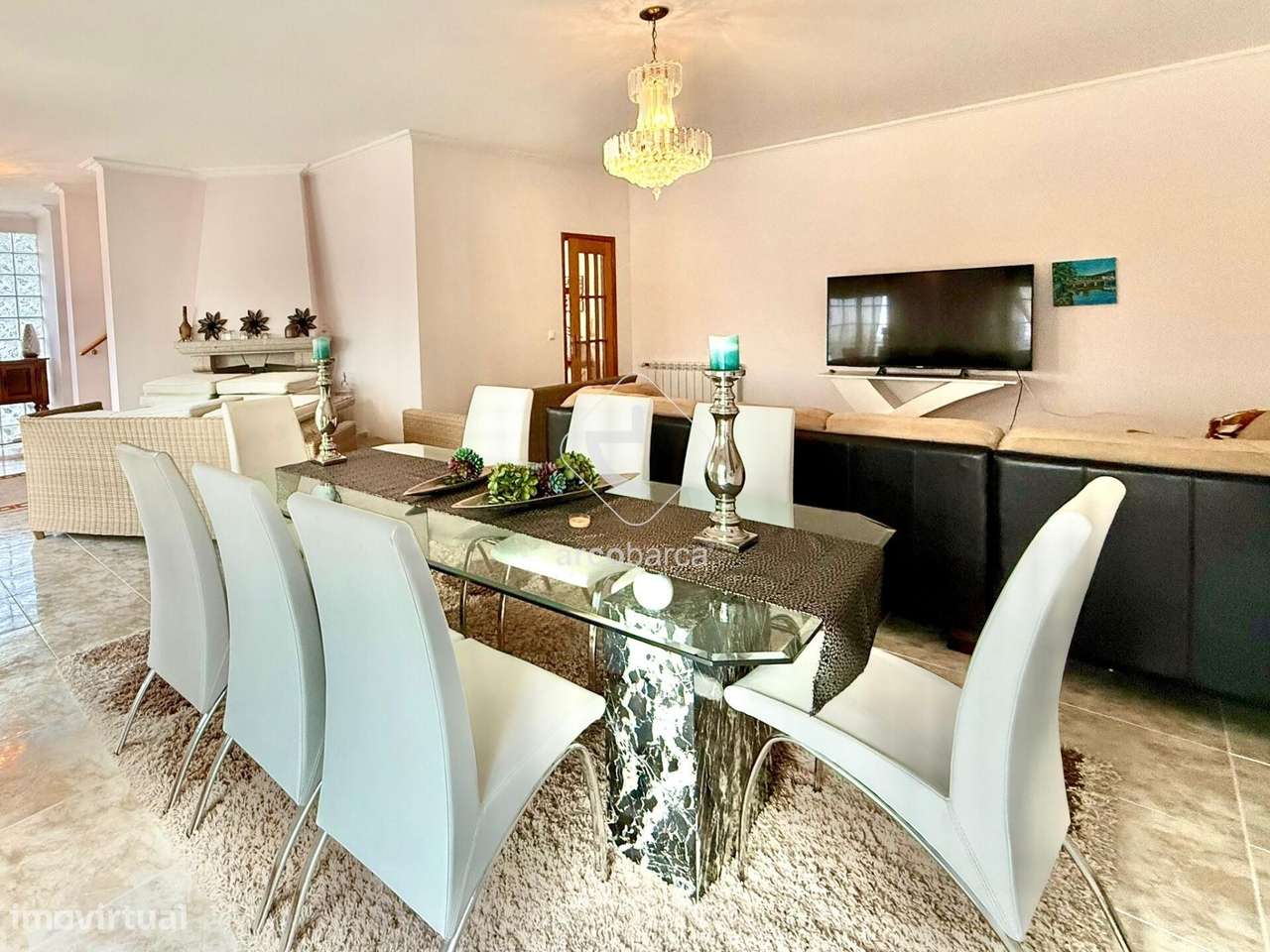 Moradia T4 com piscina - Arcos de Valdevez-12