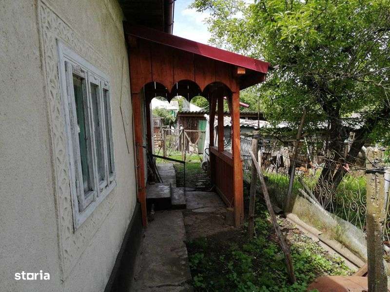 Casa batraneasca cu anexe si teren Loturi Enescu Dorohoi - Imagine principală: 5/8