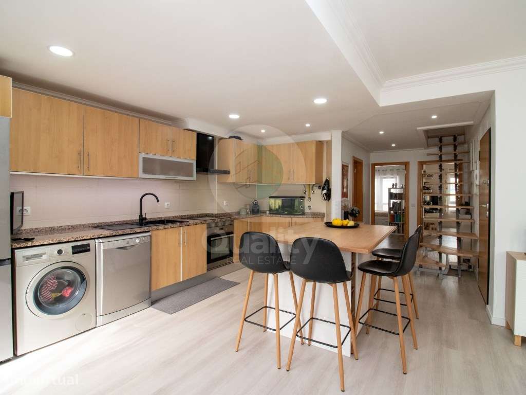 Apartamento T2+1 Duplex com arrecadação - Vila Rosa, Alhos Vedros - Grande imagem: 5/42