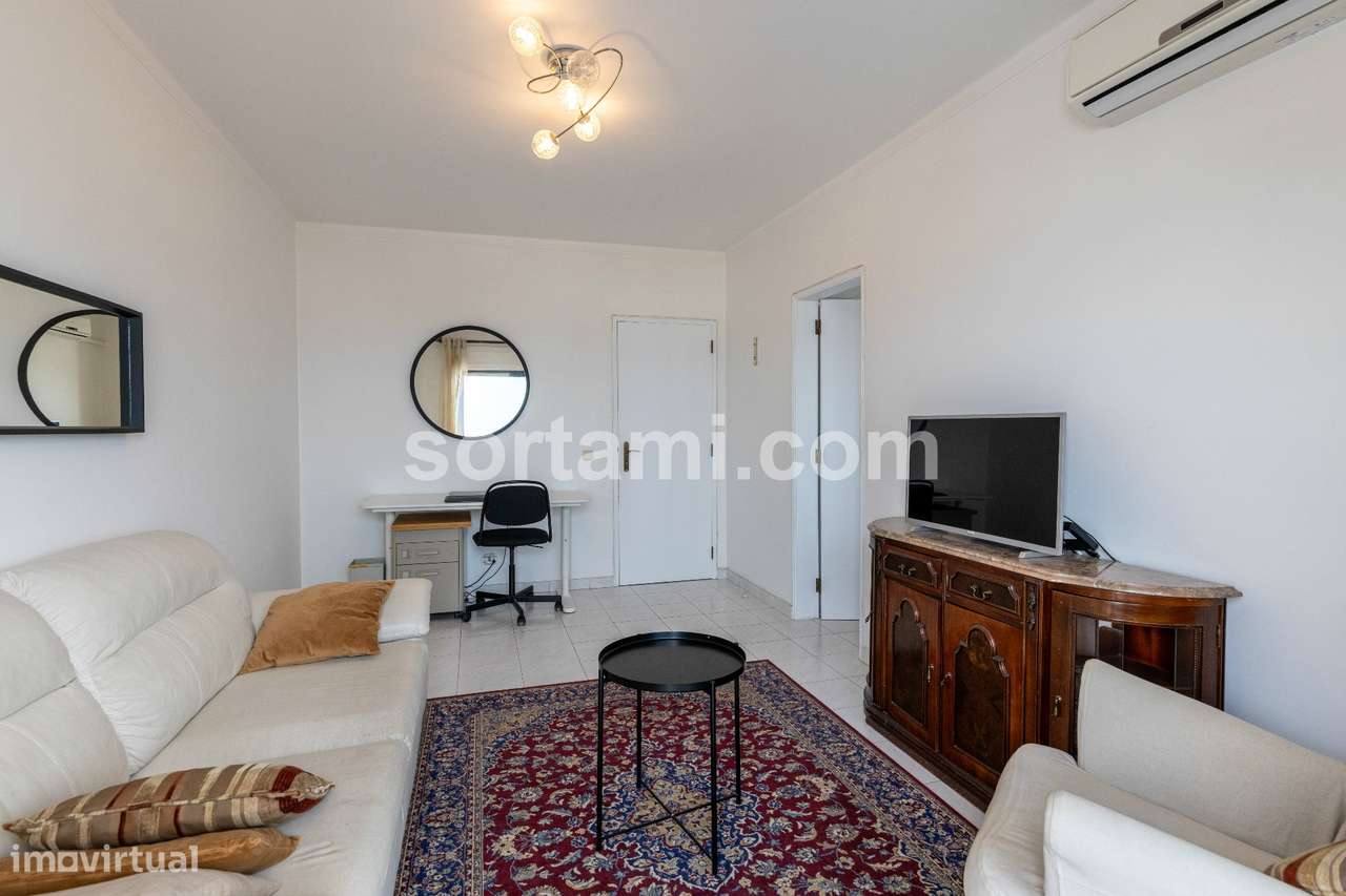 Apartamento T1 Venda em Quarteira,Loulé-3