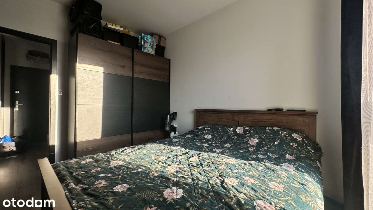 3 pokojowe z dużą loggią w nowym budynku | garderoba-19