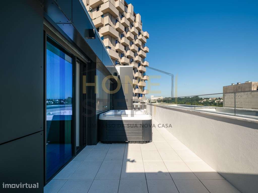 Penthouse T4, em Leça da Palmeira, Matosinhos-0