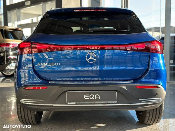 Mercedes-Benz EQA 250+ Electric Art - 6