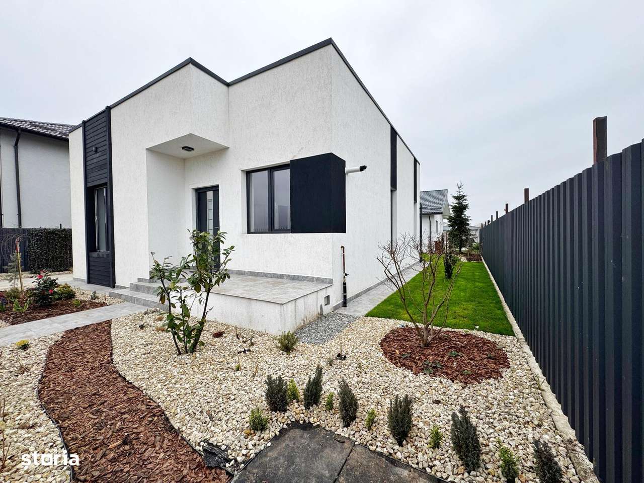 Casa individuală ~ 3 camere 2 bai ~ teren 300mp ~-2