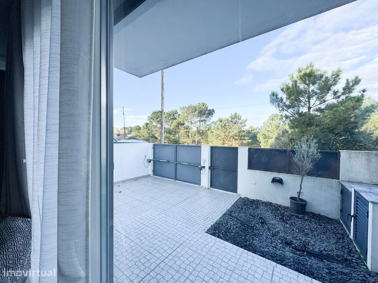 Moradia T4  2 Suítes, 465mil NEGOCIÁVEIS - Grande imagem: 3/25