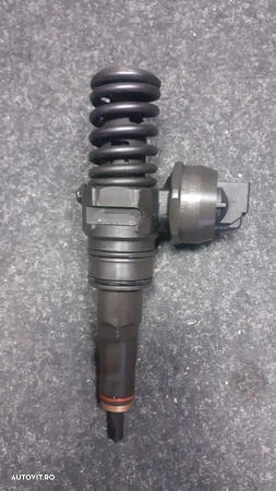 Injector SEAT cod 038130073AG - 2