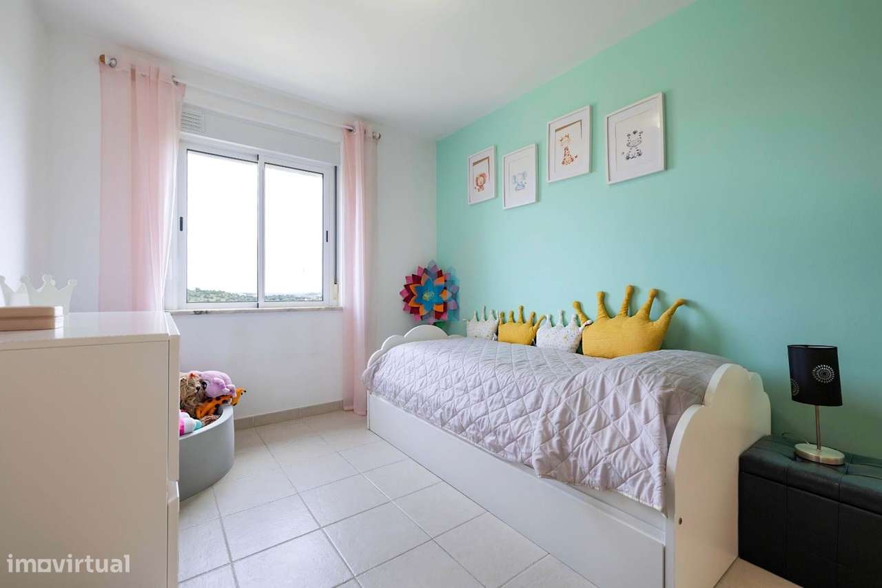 Apartamento T3 com arrecadação em Portimão-15